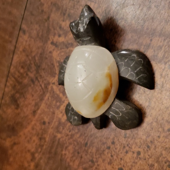 Hand Carved Marble Stone &Quintero Fine Art Galapagos Turtle ( Bundle 2) - Picture 6 of 11